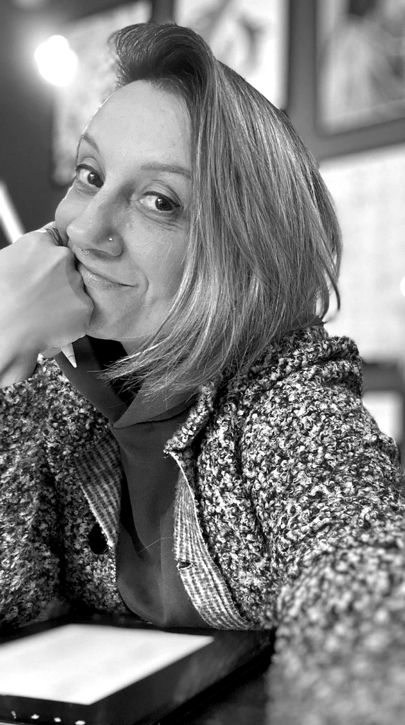 Ritratto in bianco e nero di Anny